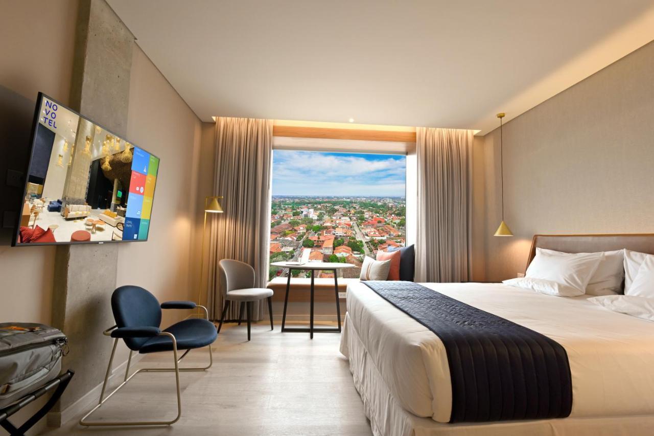 Novotel Санта-Крус-де-ла-Сьерра Экстерьер фото