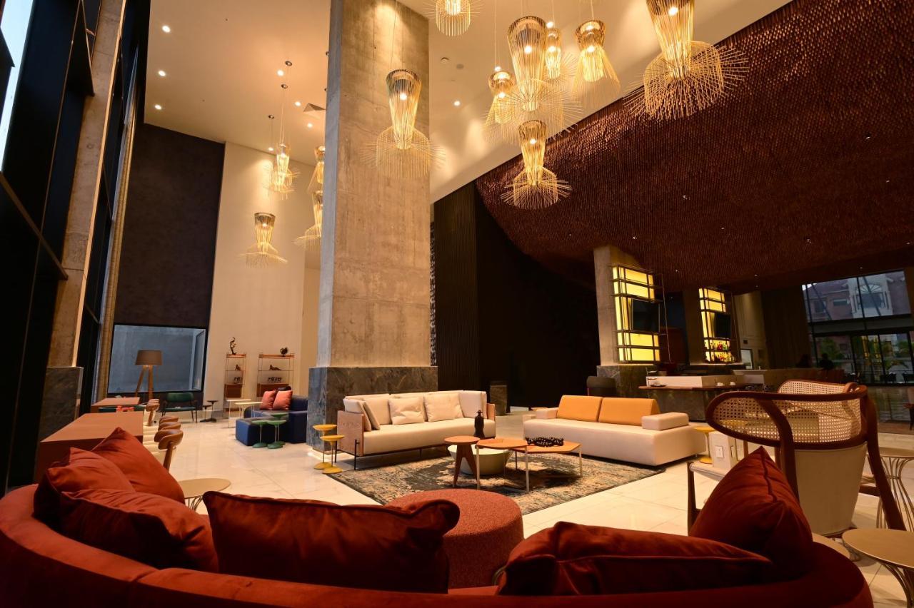 Novotel Санта-Крус-де-ла-Сьерра Экстерьер фото
