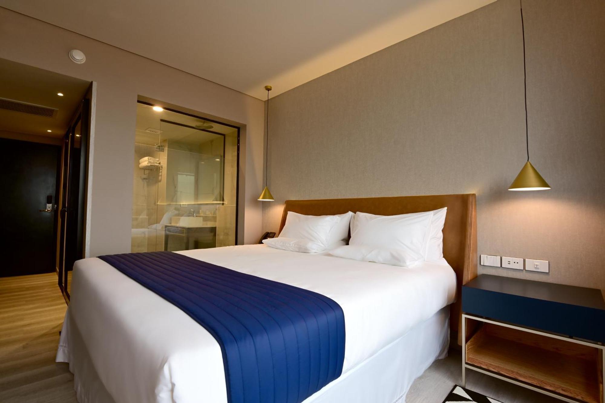 Novotel Санта-Крус-де-ла-Сьерра Экстерьер фото
